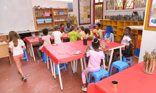 classroom pearl of africa school (1)